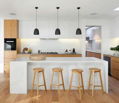 Attention to detail kitchen cabinets cleaned in Wollongong